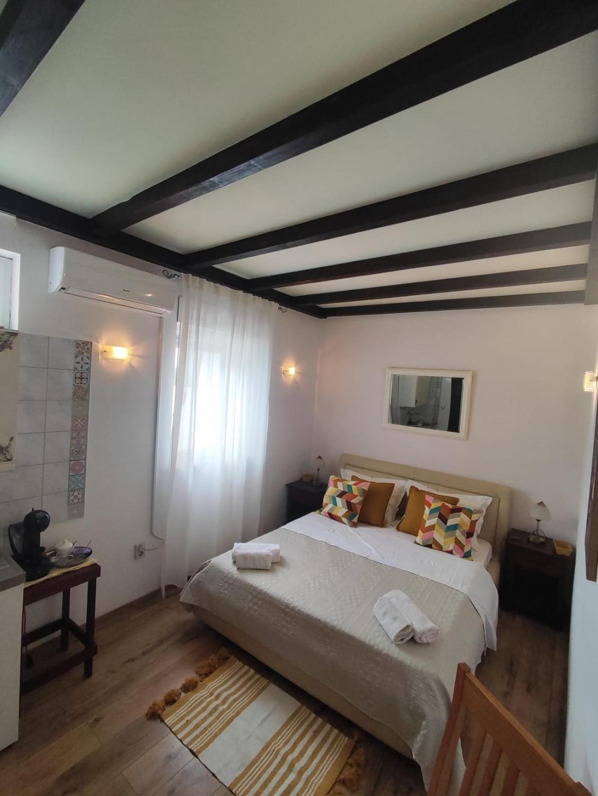 Apartment Astoria Krilo Luaran gambar